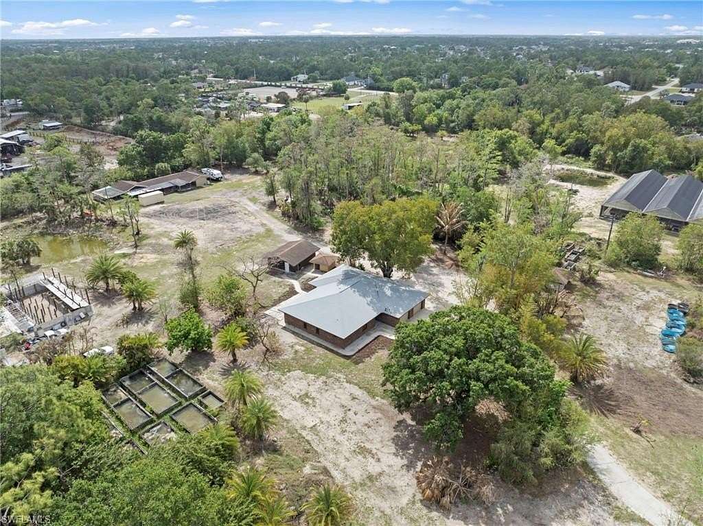 5 Acres of Improved Residential Land for Sale in Fort Myers, Florida