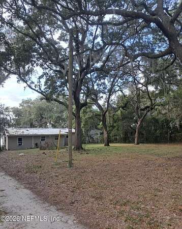 2.1 Acres of Land with Home for Sale in Keystone Heights, Florida