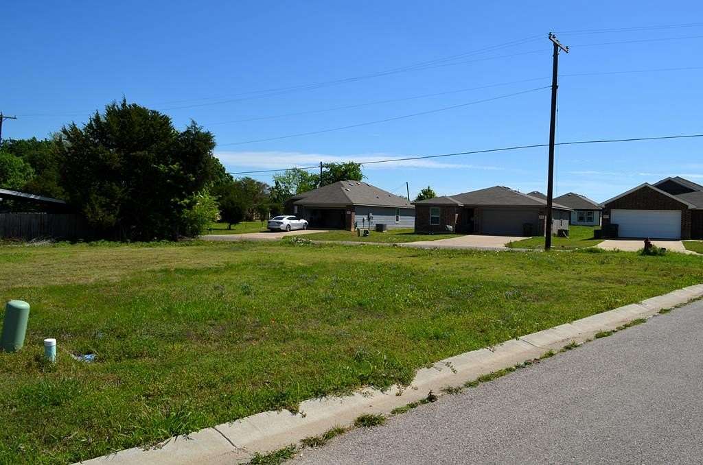 0.09 Acres of Land for Sale in Mabank, Texas