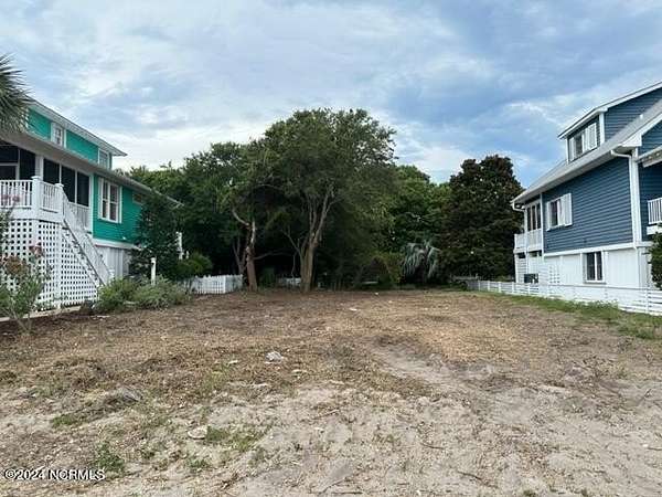 0.12 Acres of Mixed-Use Land for Sale in Kure Beach, North Carolina