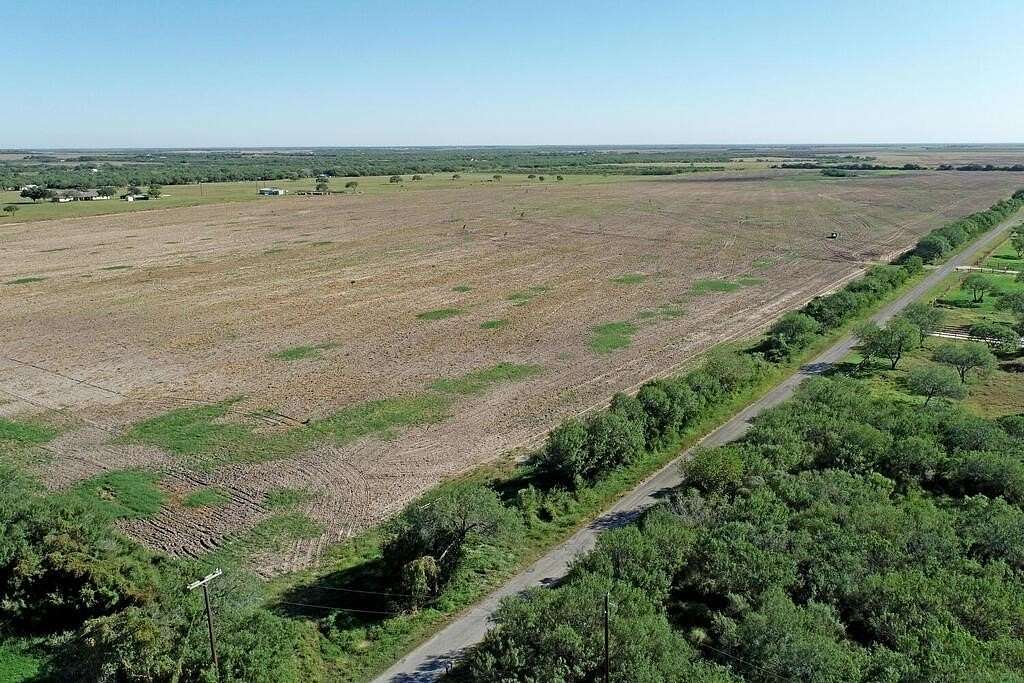 10 Acres of Residential Land for Sale in Kingsville, Texas