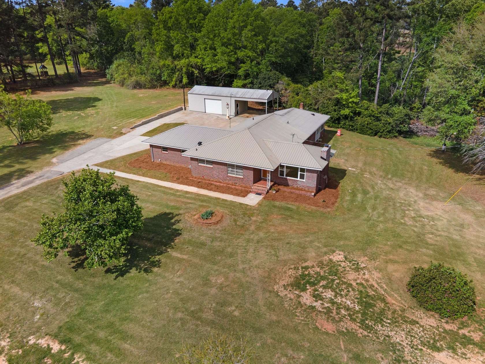 2.69 Acres of Land with Home for Sale in Waynesboro, Georgia