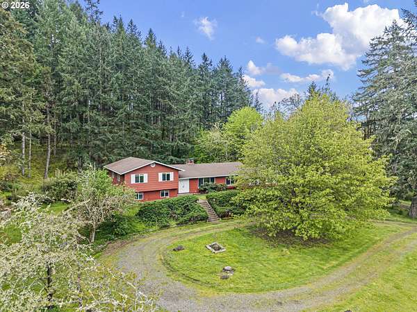 3.57 Acres of Land with Home for Sale in Eugene, Oregon