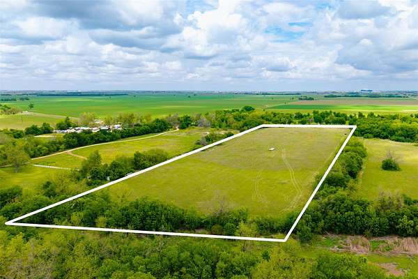 18.5 Acres of Mixed-Use Land for Sale in Taylor, Texas