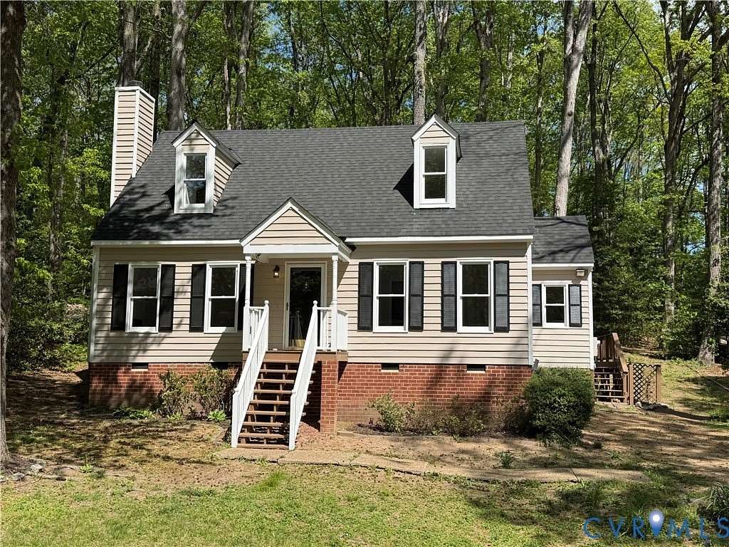 1.5 Acres of Land with Home for Sale in Natural Bridge, Virginia