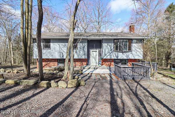 2.2 Acres of Land with Home for Lease in Gouldsboro, Pennsylvania