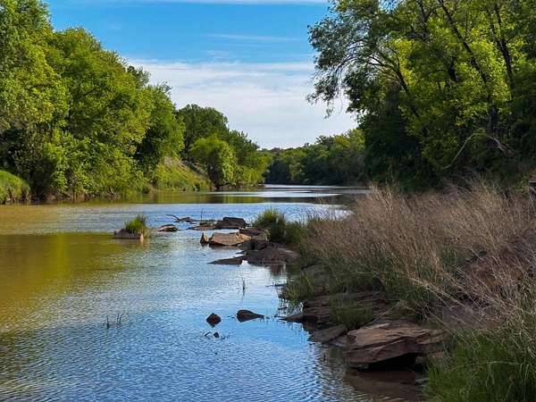 139 Acres of Agricultural Land with Home for Sale in San Saba, Texas