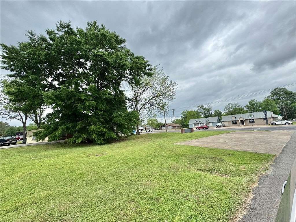 0.16 Acres of Commercial Land for Sale in Russellville, Arkansas