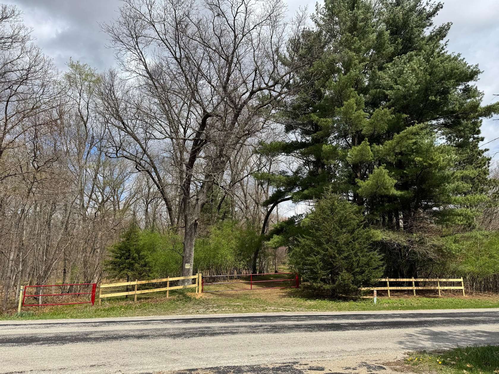 40 Acres of Recreational Land for Sale in North Judson, Indiana