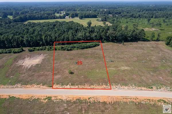 4 Acres of Residential Land for Sale in Fouke, Arkansas
