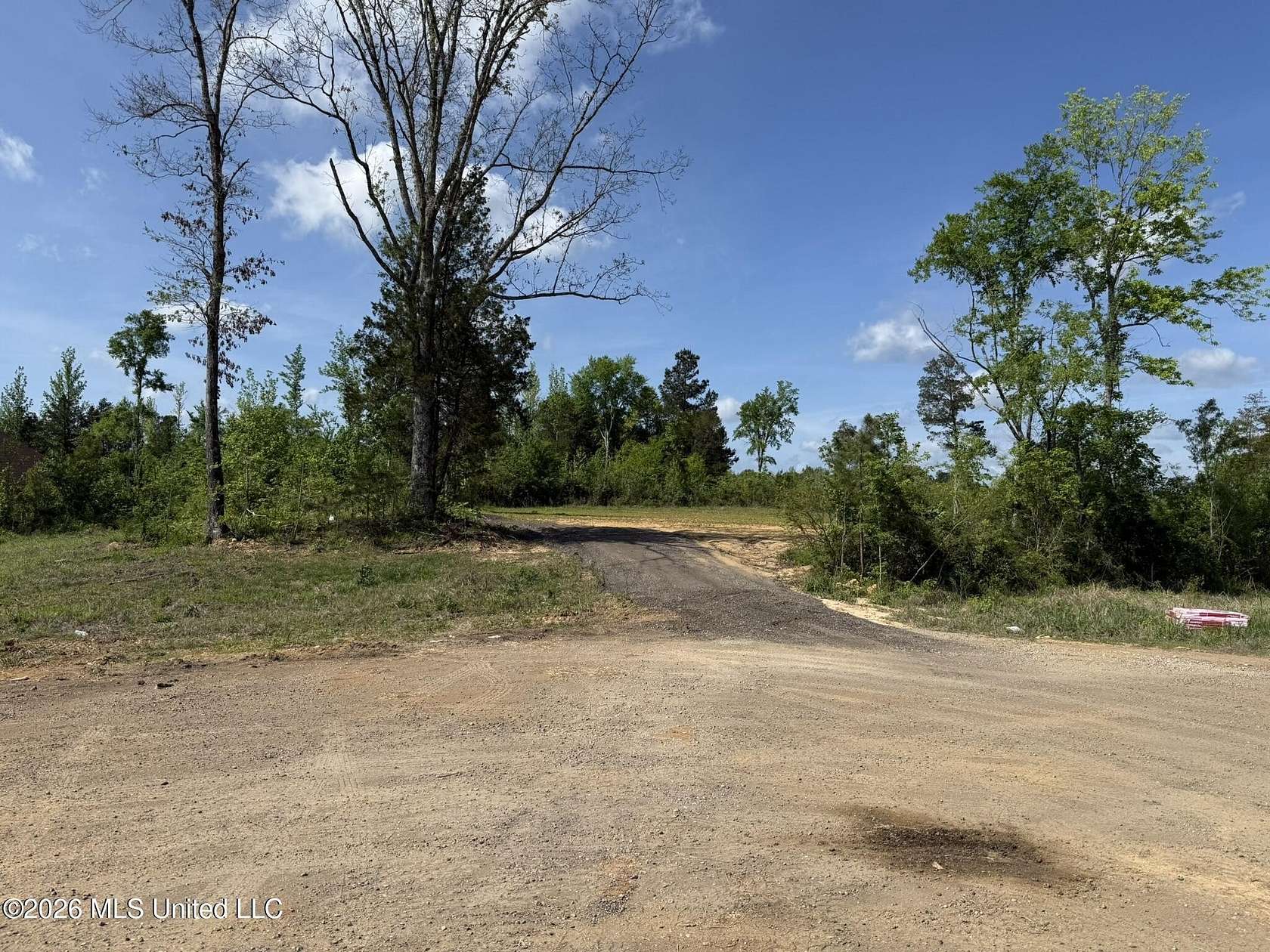 2 Acres of Residential Land for Sale in Holly Springs, Mississippi