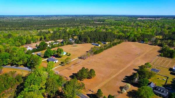 9 Acres of Recreational Land for Sale in Trenton, North Carolina