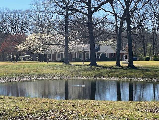 4.5 Acres of Land with Home for Sale in Cypress Inn, Tennessee