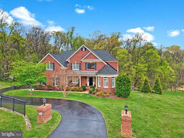 3 Acres of Land with Home for Sale in Leesburg, Virginia