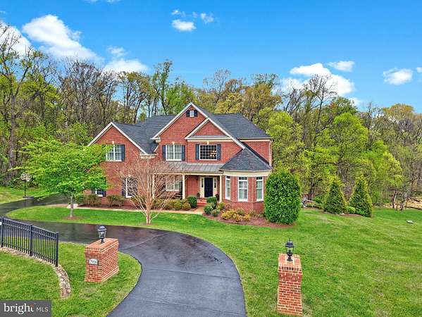 3 Acres of Land with Home for Sale in Leesburg, Virginia