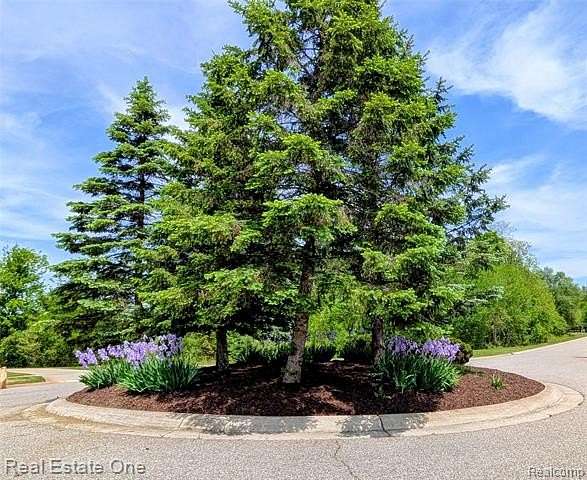 0.95 Acres of Residential Land for Sale in White Lake, Michigan