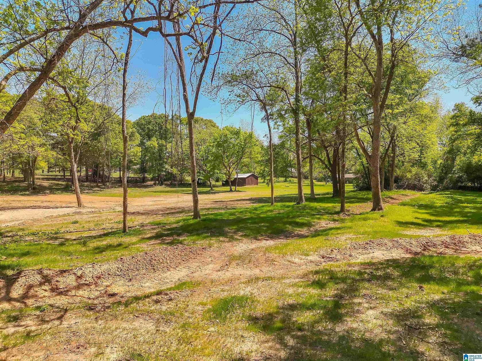 6 Acres of Residential Land for Sale in Thorsby, Alabama