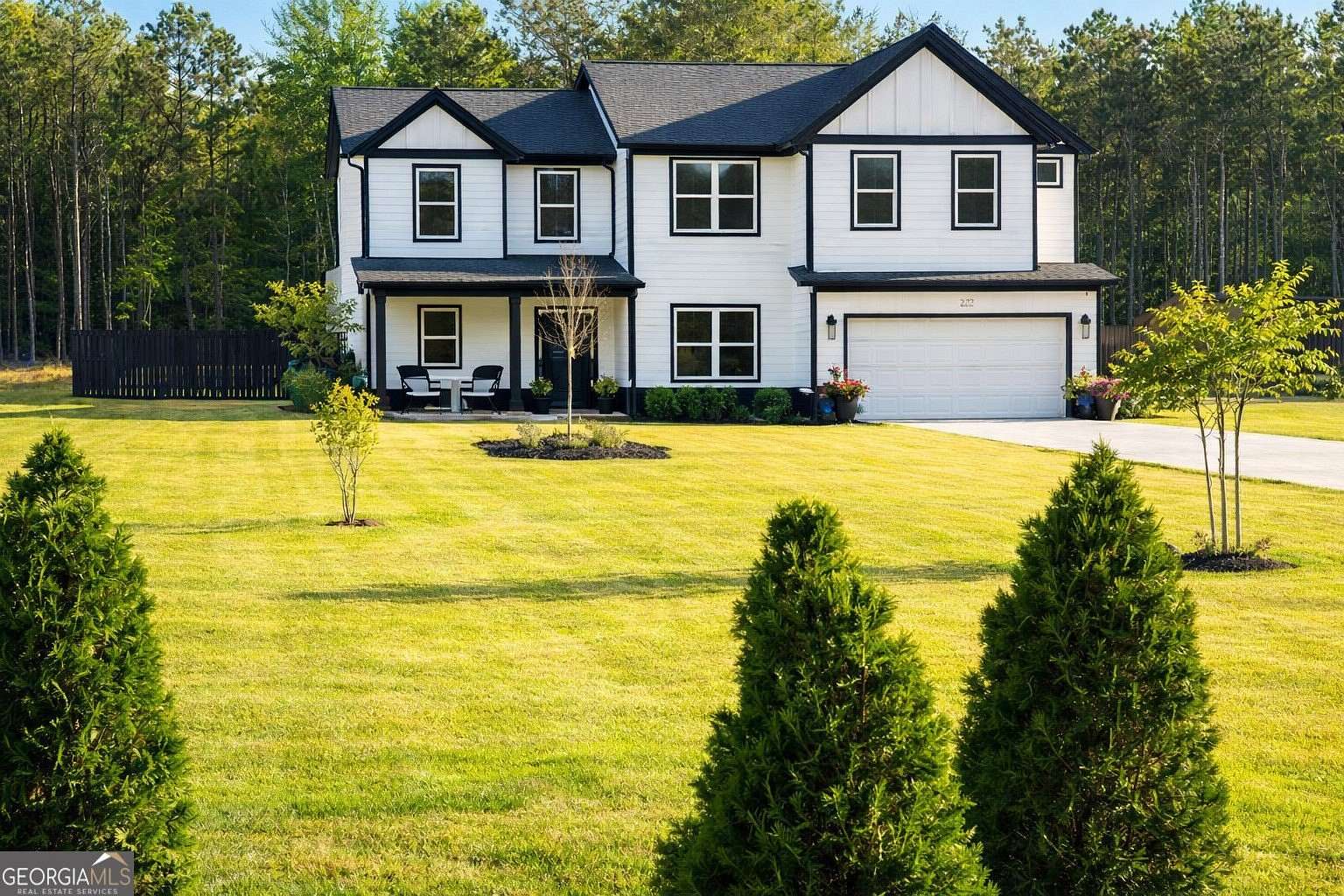 1.5 Acres of Land with Home for Sale in Lawrenceville, Georgia