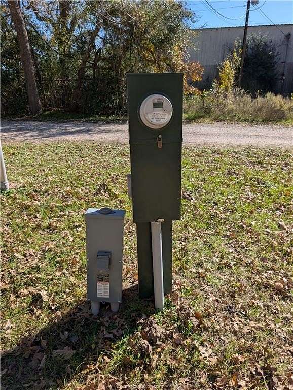 1.1 Acres of Residential Land for Lease in Navasota, Texas