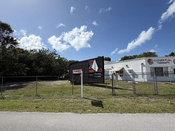 0.14 Acres of Mixed-Use Land for Sale in Key Largo, Florida