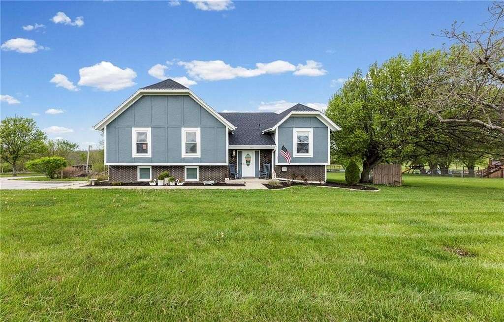 2.44 Acres of Land with Home for Sale in Spring Hill, Kansas