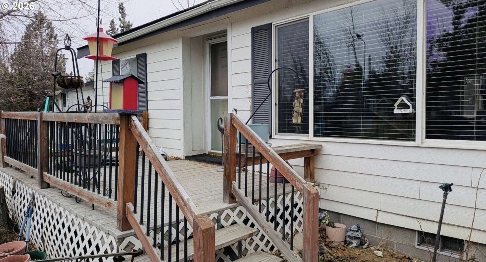 1.8 Acres of Land with Home for Sale in Redmond, Oregon