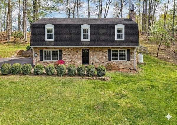 1.65 Acres of Land with Home for Sale in Goodview, Virginia