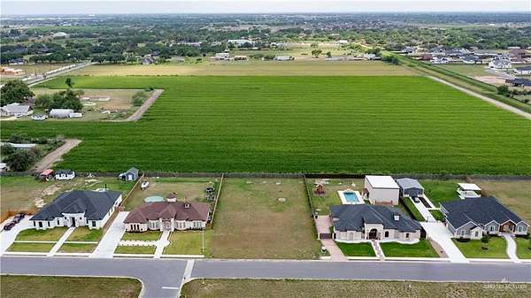 0.5 Acres of Land for Sale in Weslaco, Texas