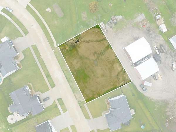 0.33 Acres of Residential Land for Sale in Center Point, Iowa