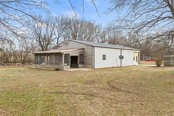 10 Acres of Land with Home for Sale in Byars, Oklahoma