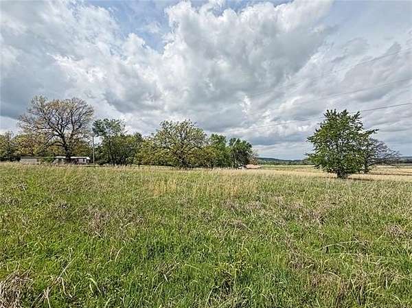 0.88 Acres of Residential Land for Sale in Stilwell, Oklahoma