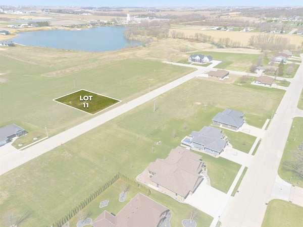 0.33 Acres of Residential Land for Sale in Dyersville, Iowa