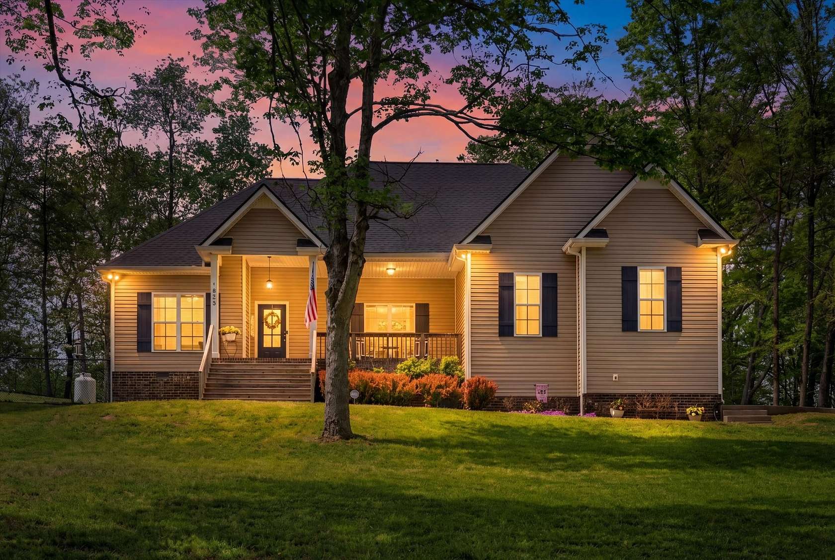 2.5 Acres of Land with Home for Sale in Clarksville, Tennessee