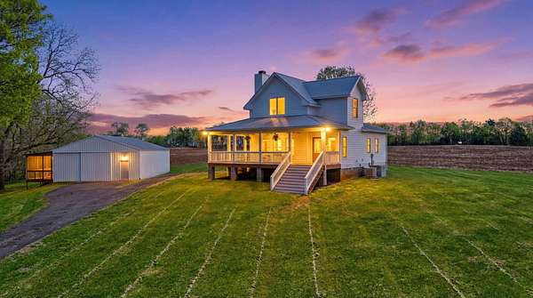 5 Acres of Land with Home for Sale in Springfield, Tennessee