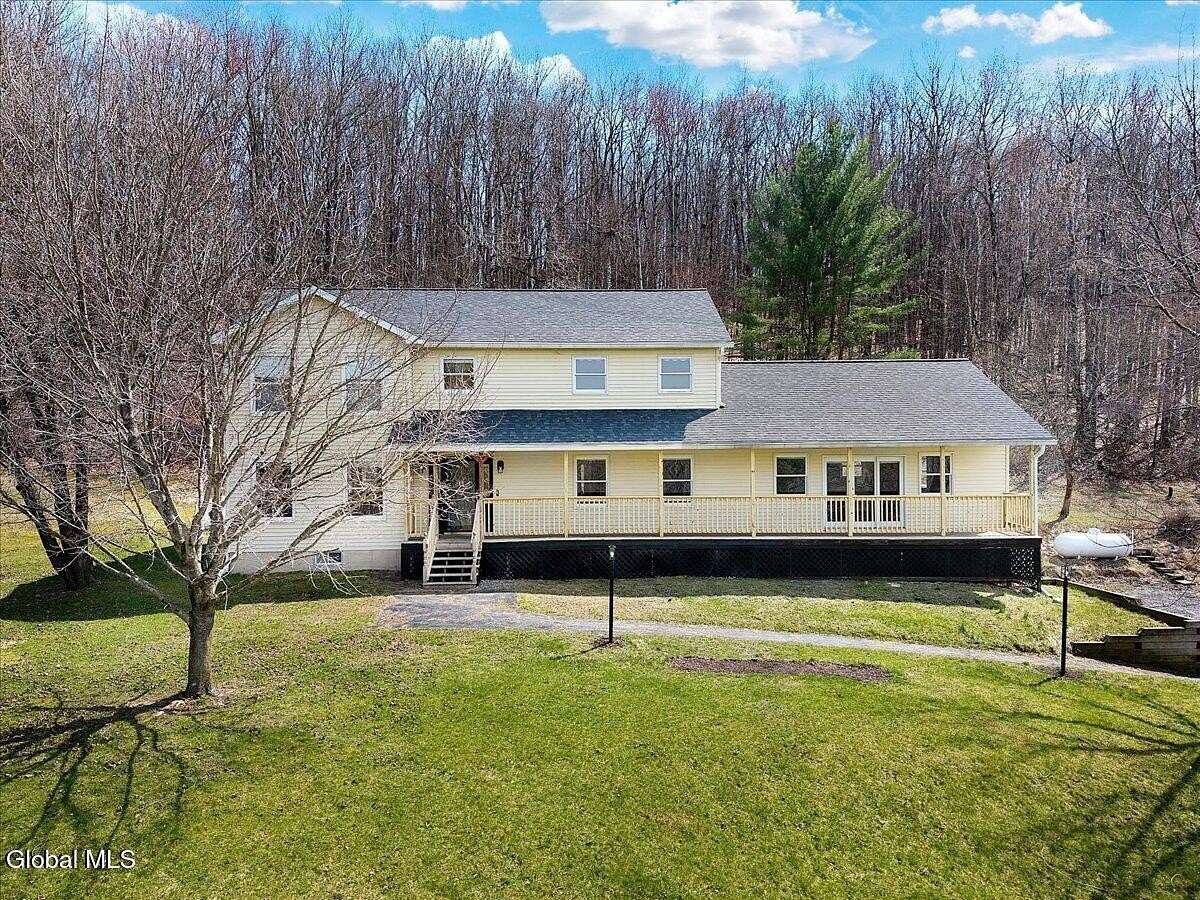 4.8 Acres of Land with Home for Sale in Schaghticoke, New York