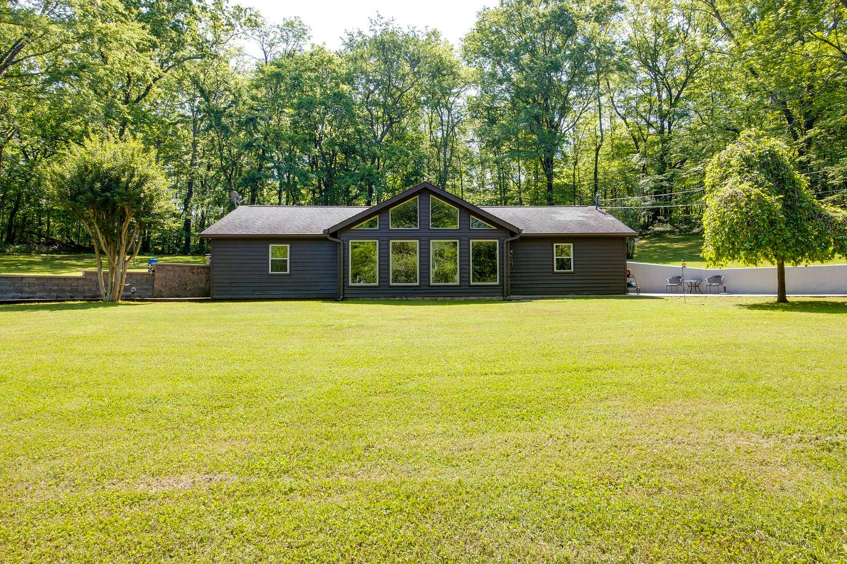 8.4 Acres of Land with Home for Sale in Lynnville, Tennessee