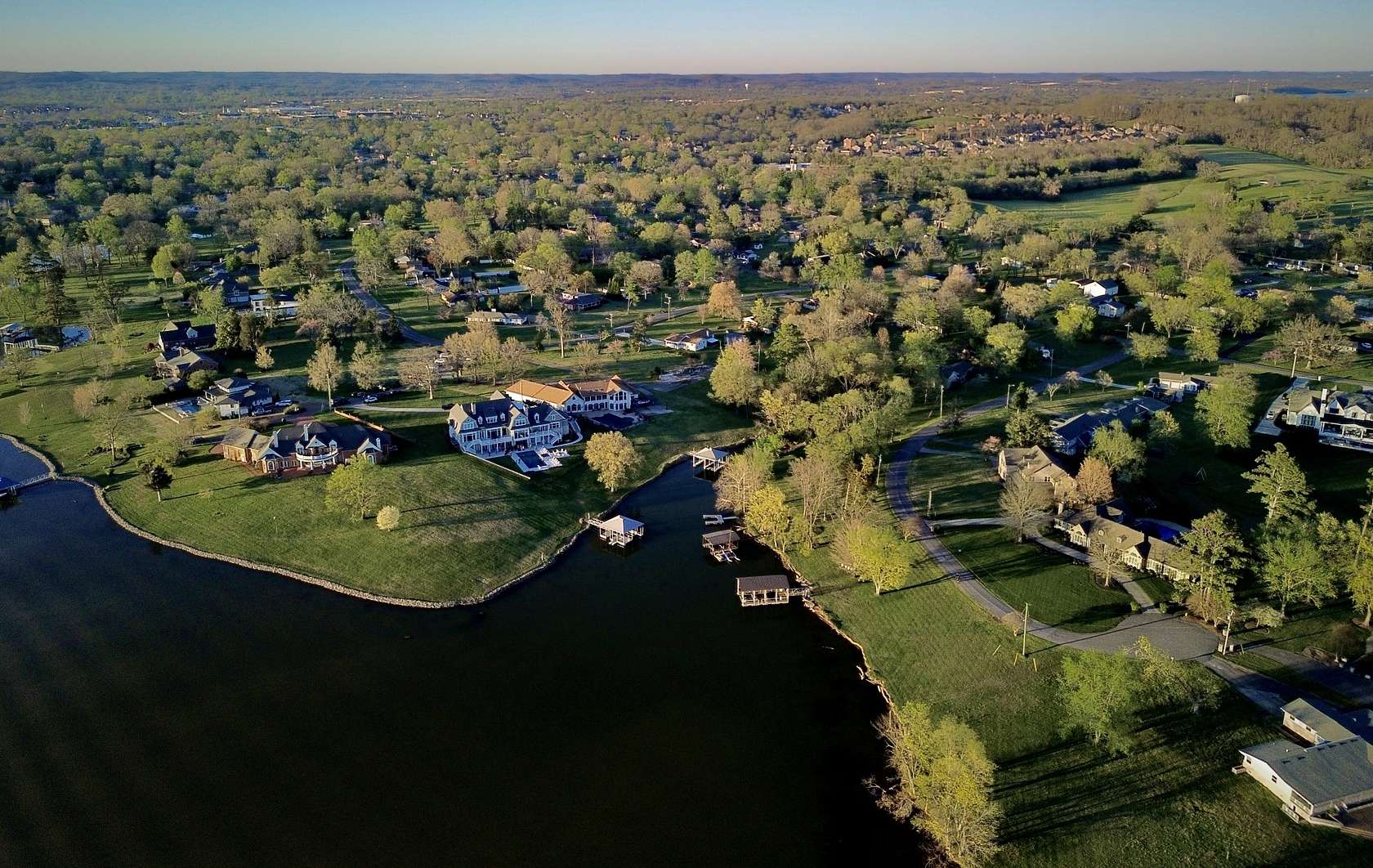 1 Acre of Residential Land for Sale in Hendersonville, Tennessee