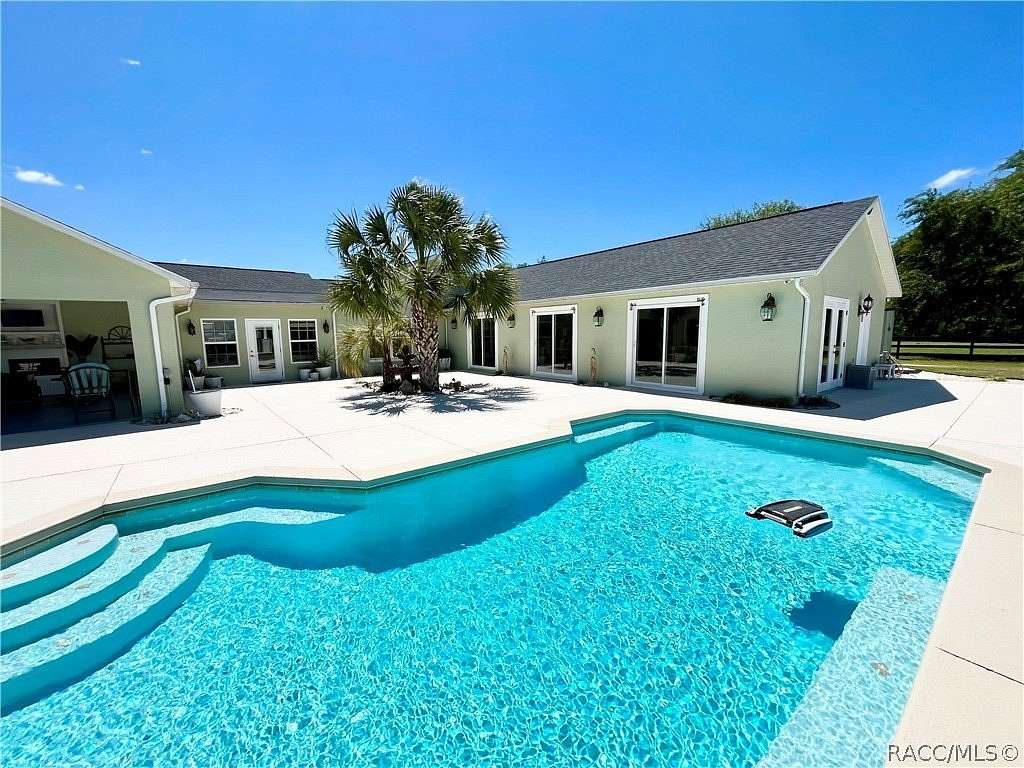 3 Acres of Land with Home for Sale in Dunnellon, Florida