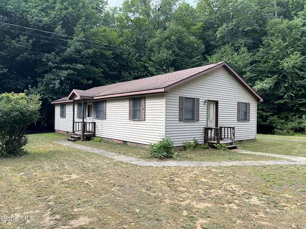 2.48 Acres of Land with Home for Sale in Broadalbin, New York