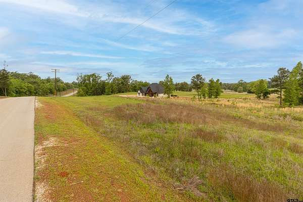 3 Acres of Residential Land for Sale in Winona, Texas