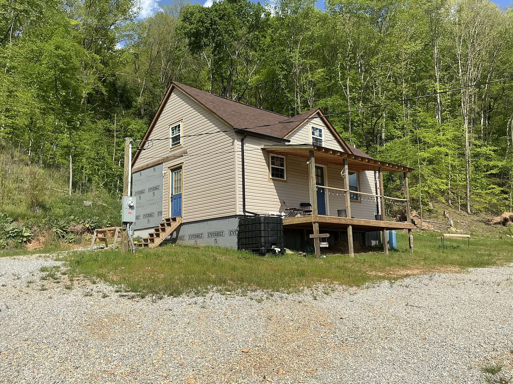 7 Acres of Land with Home for Sale in Lutts, Tennessee