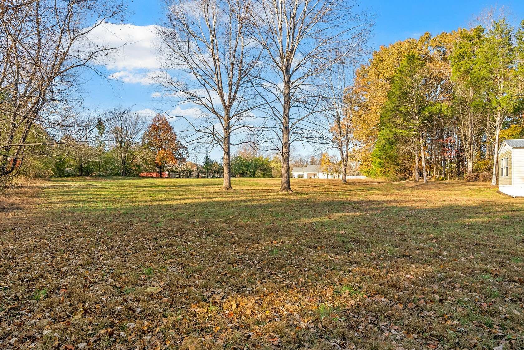 12 Acres of Land for Sale in Clarksville, Tennessee
