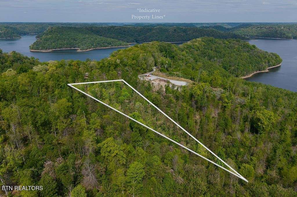 3 Acres of Residential Land for Sale in Sparta, Tennessee