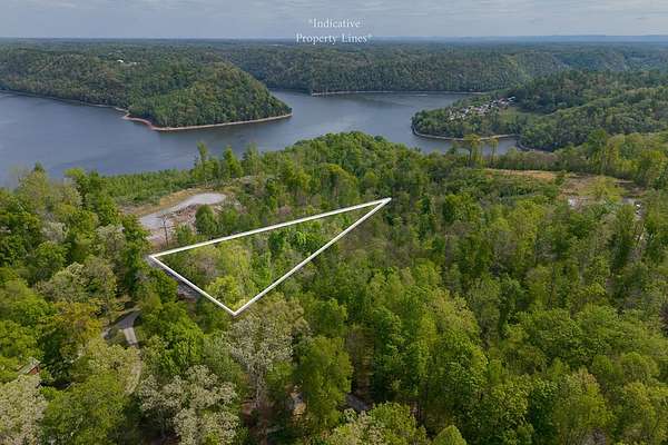 3 Acres of Residential Land for Sale in Sparta, Tennessee