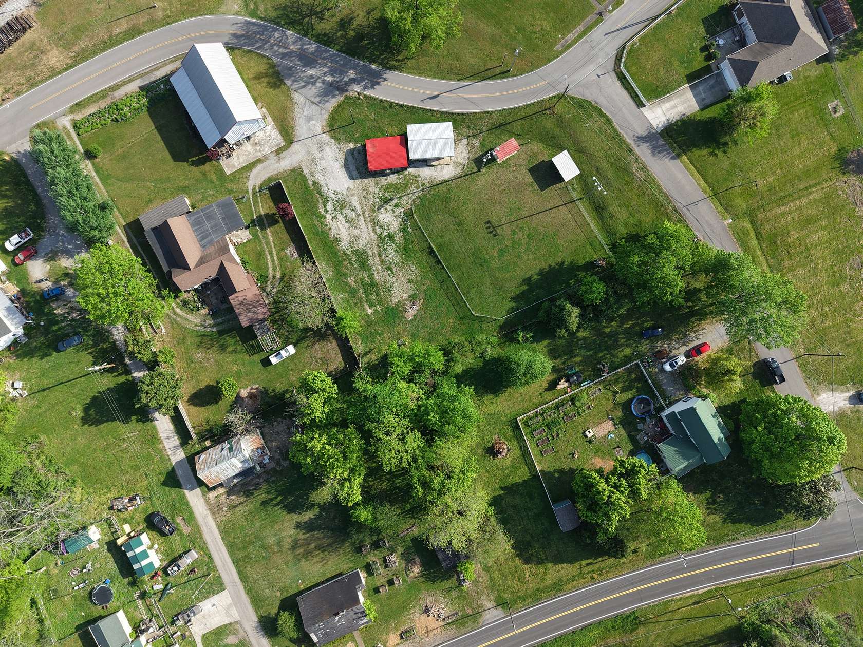 3 Acres of Mixed-Use Land for Sale in Burns, Tennessee