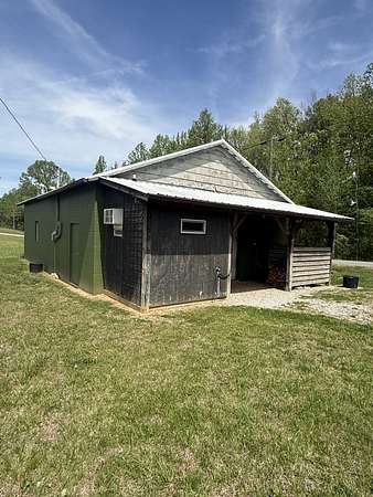 5.1 Acres of Residential Land for Auction in Walling, Tennessee