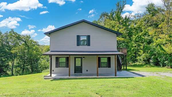 6 Acres of Land with Home for Sale in Shelbyville, Tennessee