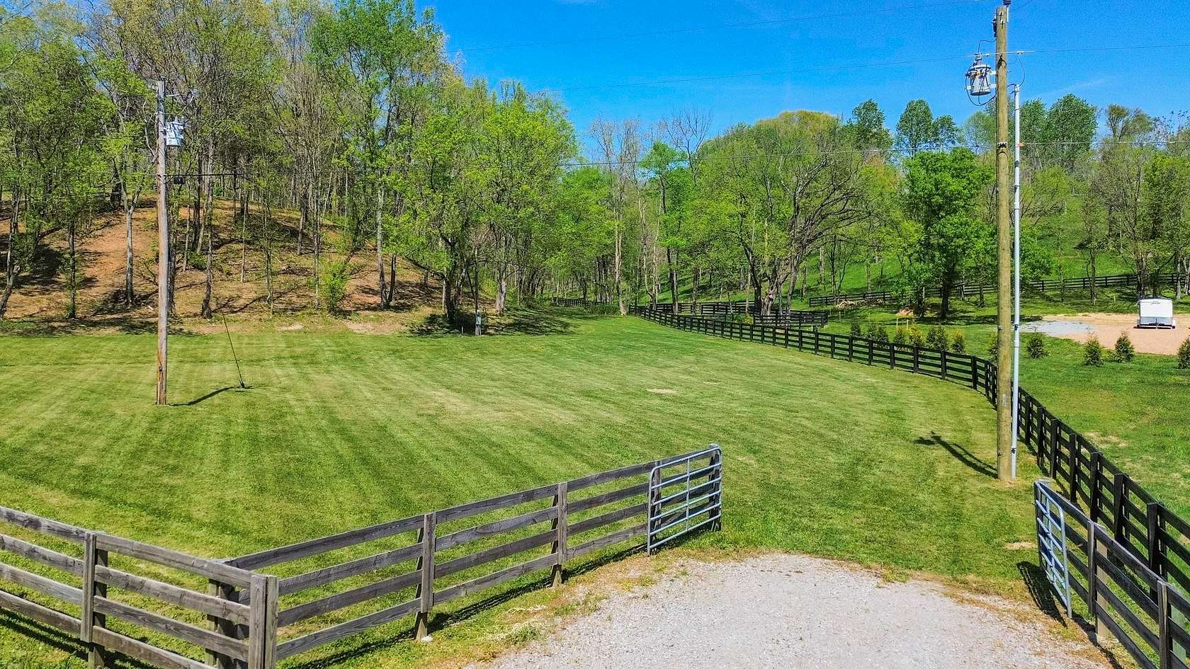 13 Acres of Land for Sale in Thompson's Station, Tennessee