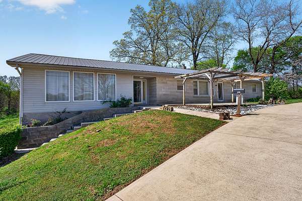 5 Acres of Land with Home for Sale in Sparta, Tennessee