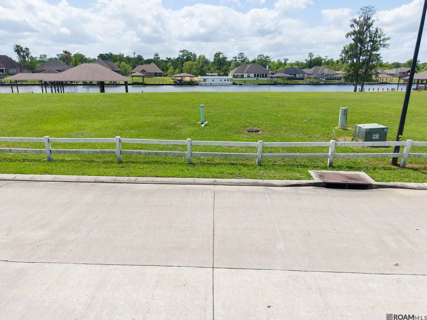 0.48 Acres of Residential Land for Sale in Maurepas, Louisiana